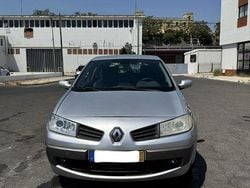 Usado 2007 Renault Mégane II Sedan | € 2.750 (Preço elevado)