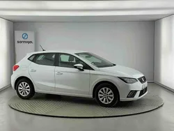 Branco Usado 2024 Seat Ibiza | € 17.990 (Preço justo)