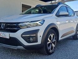 Branco Usado 2021 Dacia Sandero Stepway Citadino | € 14.900 (Preço justo)