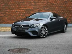 Cinzento Usado 2019 Mercedes E220 AMG line Cabrios | € 52.000 (Preço justo)