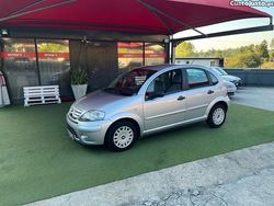 Cinza Usado 2007 Citroën C3 Citadino | € 4.950 (Preço elevado)