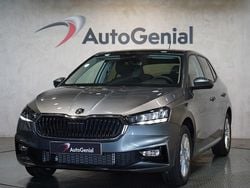 Cinza Novo 2025 Skoda Fabia Selection Citadino | € 21.990 (Preço justo)