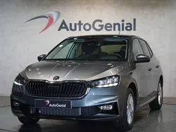 Cinza Novo 2025 Skoda Fabia Selection Citadino | € 21.990