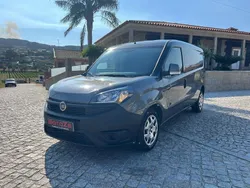 Cinza Usado 2022 Fiat Doblò Easy Monovolume | € 14.250 (Preço justo)