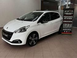 Branco Usado 2018 Peugeot 208 GT-line Citadino | € 10.990 (Preço justo)