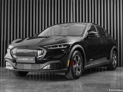 Preto Usado 2021 Ford Mustang Mach-E SUV | € 30.450