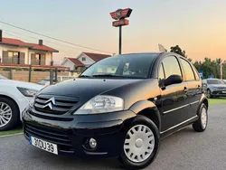 Preto Usado 2007 Citroën C3 Exclusive Citadino | € 3.999 (Preço justo)