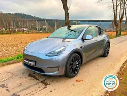 Cinzento Usado 2023 Tesla Model Y Performance SUV | € 46.750 (Preço justo)