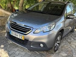 Cinzento Usado 2016 Peugeot 2008 SUV | € 11.250 (Bom preço)