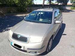 Usado 2006 Skoda Fabia Sedan | € 3.500