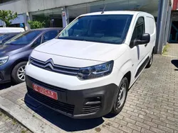 Branco Usado 2020 Citroën Berlingo Monovolume | € 13.500 (Bom preço)