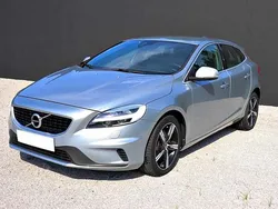 Cinzento Usado 2017 Volvo V40 Carrinha | € 17.750 (Preço elevado)