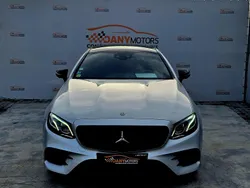 Cinza Usado 2017 Mercedes E350 AMG line Coupé | € 43.990