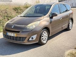 Castanho Usado 2010 Renault Grand Scénic III Monovolume | € 4.750 (Preço justo)