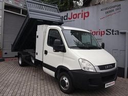 Branco Usado 2011 Iveco Daily | € 21.500