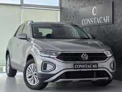 Cinzento Usado 2023 VW T-Roc Life SUV | € 22.250 (Preço justo)