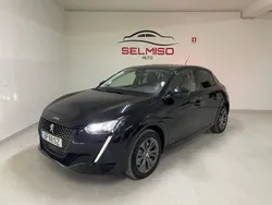 Preto Usado 2022 Peugeot e-208 Allure Citadino | € 22.950 (Preço elevado)
