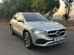 Cinzento Usado 2021 Mercedes GLA200 SUV | € 34.490