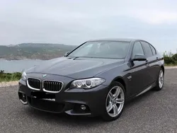 Cinzento Usado 2015 BMW 525 Sedan | € 23.500 (Preço justo)