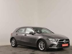 Cinzento Usado 2018 Mercedes A180 Citadino | € 27.999 (Caro)