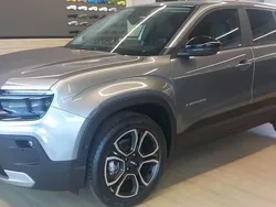 Cinza Novo 2025 Jeep Avenger Altitude SUV | € 28.500 (Preço elevado)
