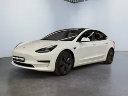Branco Usado 2021 Tesla Model 3 Standard Range Plus Sedan | € 24.750 (Bom preço)