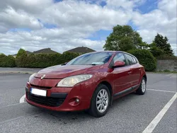 Vermelho Usado 2010 Renault Mégane III Citadino | € 2.990