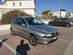 Usado 2000 Lancia Ypsilon Citadino | € 1.500
