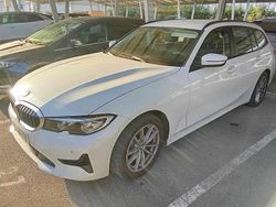 Branco Usado 2020 BMW 318 Carrinha | € 24.000 (Preço justo)