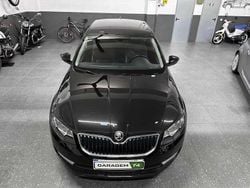 Preto Usado 2016 Skoda Octavia | € 8.750 (Bom preço)