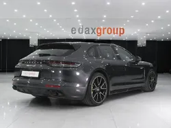 Cinzento Usado 2021 Porsche Panamera Sport Turismo Sedan | € 94.900 (Super Preço)