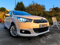 Branco Usado 2016 Citroën C4 Citadino | € 11.900 (Preço justo)