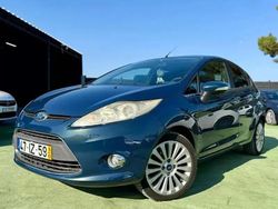 Verde Usado 2010 Ford Fiesta Trend Citadino | € 7.500 (Preço elevado)