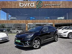 Azul Usado 2021 Kia e-Niro SUV | € 22.900 (Preço justo)