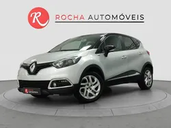 Cinza Usado 2017 Renault Captur Zen SUV | € 11.749 (Bom preço)