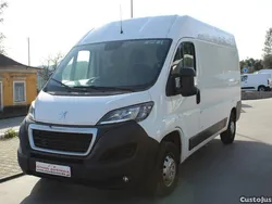 Branco Usado 2021 Peugeot Boxer Van | € 18.900 (Bom preço)