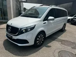 Branco Usado 2021 Mercedes EQV300 Monovolume | € 62.500