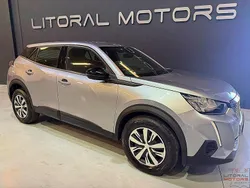 Cinza Usado 2023 Peugeot 2008 Active SUV | € 17.900 (Bom preço)