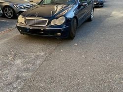 Usado 2003 Mercedes C270 Sedan | € 5.700