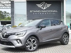 Cinzento Usado 2022 Renault Captur Intens SUV | € 18.900 (Preço justo)
