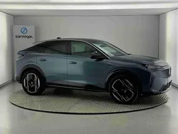 Azul Usado 2024 Peugeot e-3008 SUV | € 42.490 (Preço justo)