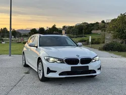 Usado 2022 BMW 330e Sport Line Sedan | € 27.990