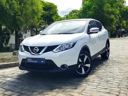 Branco Usado 2016 Nissan Qashqai SUV | € 14.750 (Preço justo)