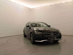 Preto Usado 2023 Mercedes E300 Avantgarde Carrinha | € 59.990