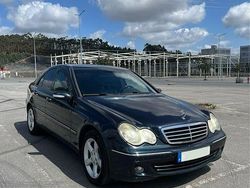 Usado 2003 Mercedes C220 Sedan | € 5.250