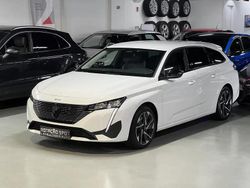 Branco Usado 2023 Peugeot 308 SW Allure Carrinha | € 23.990