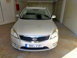 Usado 2011 Kia Ceed Sedan | € 4.640