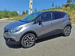 Cinzento Usado 2024 Renault Captur SUV | € 12.990