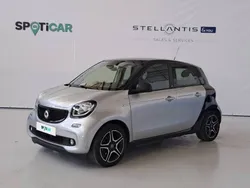 Cinzento Usado 2017 Smart ForFour Electric Drive Passion Sedan | € 10.500 (Preço elevado)