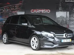 Preto Usado 2017 Mercedes B200 AMG line Monovolume | € 17.900